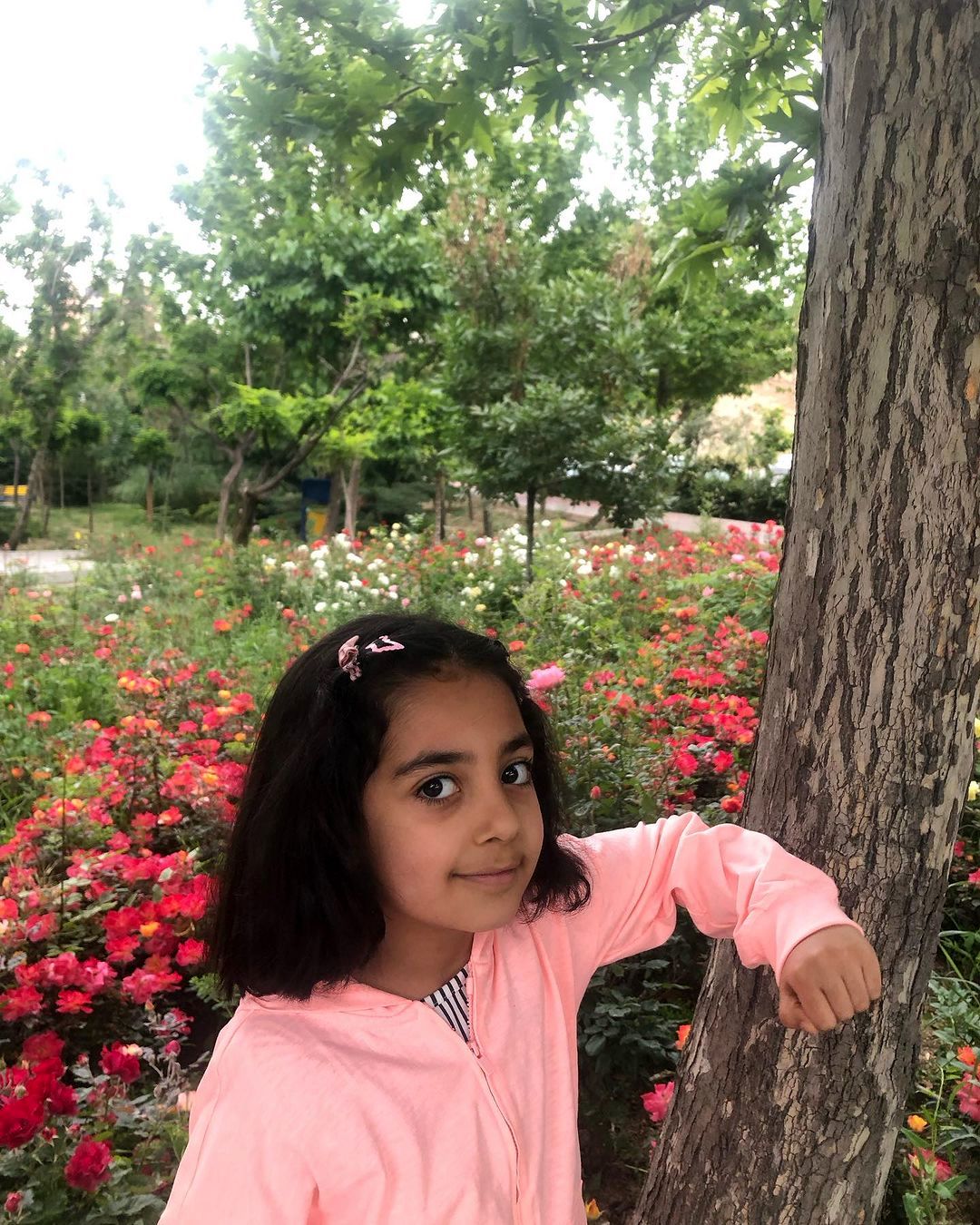 تصاویر تازه منوچهر هادی و دخترش با ژست‌ بامزه