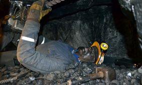 مشاغل سخت در خطر حذف از فهرست زیان‌آور؟