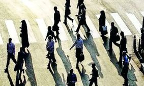 سیاست در سایه سکوت