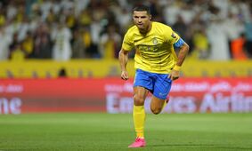 قیمت پیراهن کریستیانو رونالدو از قرارداد یک فصل مهاجم پرسپولیس بیشتر شد!!