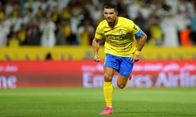 قیمت پیراهن کریستیانو رونالدو از قرارداد یک فصل مهاجم پرسپولیس بیشتر شد!!