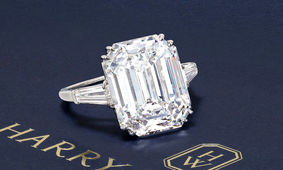 چرا کلکسیونرهای آسیایی علاقه زیادی به جواهرات عتیقه دارند؟