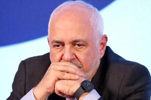 ظریف درباره گرایش ایران به شرق هشدار داد؛ همه راه‌ها را نبندیم