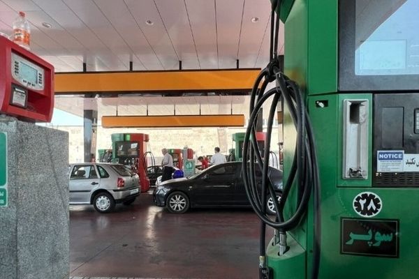 شوک سنگین به مردم: تاریخ دقیق افزایش قیمت بنزین اعلام شد!