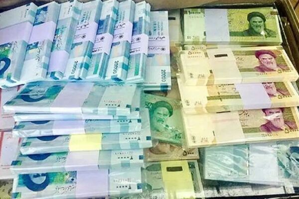 حقوق بازنشستگان پس از حذف 4 صفر از پول ملی چقدر خواهد شد؟