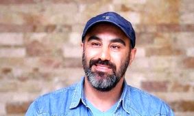 عکس حسرت برانگیز از ویلای لاکچری و قصر مانند محسن تنابنده در قشم / فقط استخرو ببین !