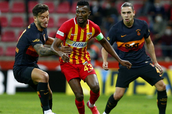 ستاره پرافتخار اتلتیکو مادرید در آستانه پیوستن به استقلال!