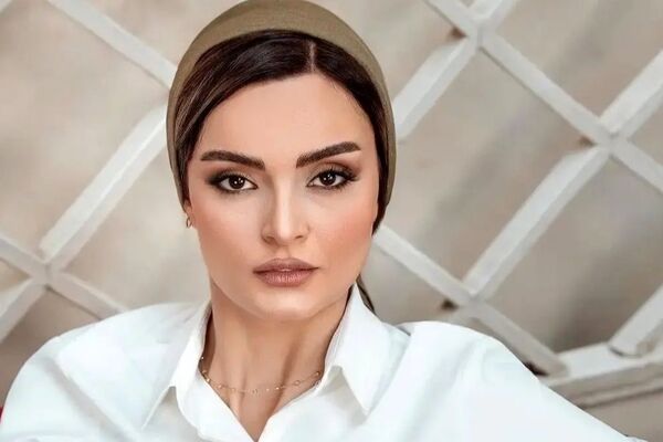 شوکه‌کننده‌ترین عکس بازیگر سریال آوای باران از خیابان منتشر شد!