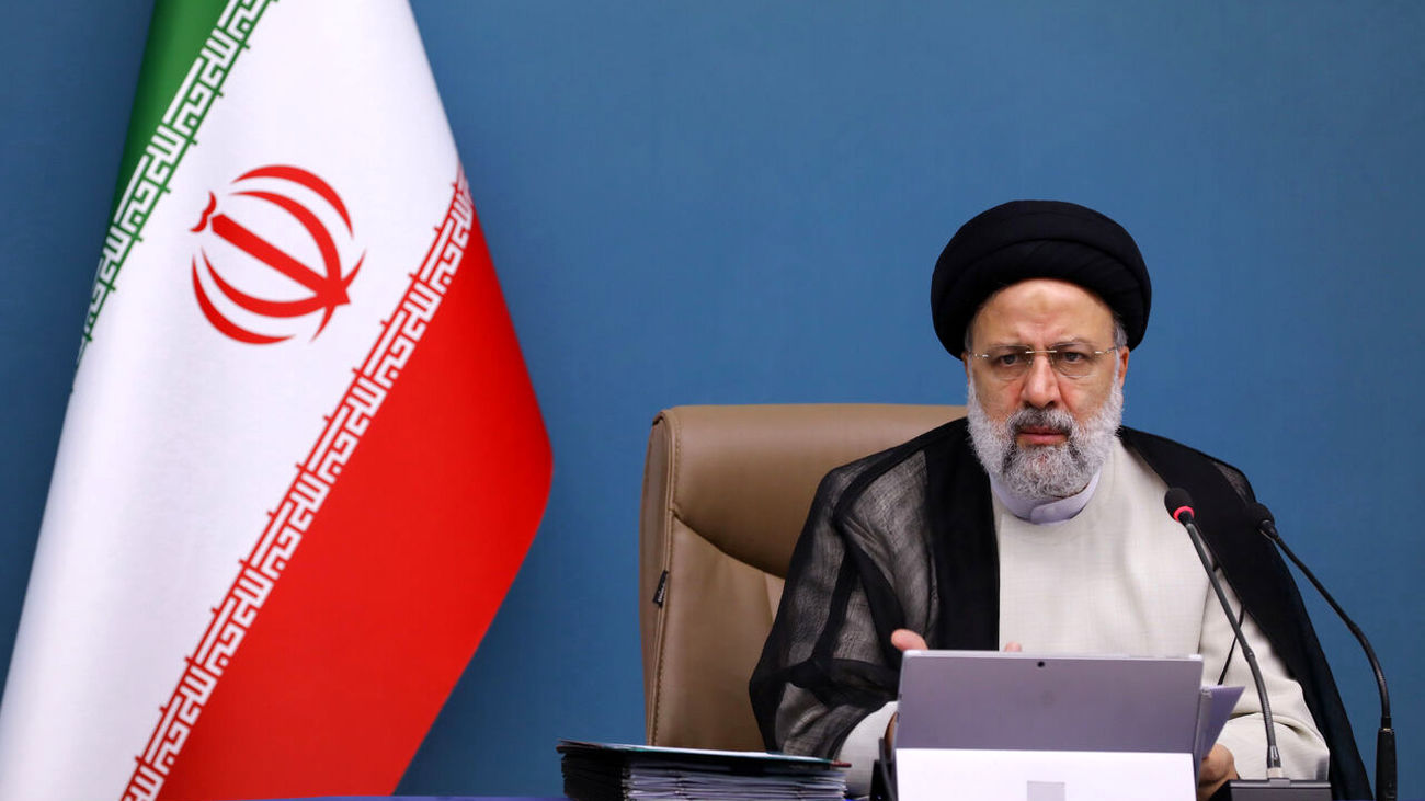 رییسی: حل مشکلات اقتصادی وظیفه دولت است