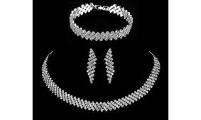 راهنمای خرید طلای مناسب برای عروس خانم ها / بهتر است سرویس طلا ایرانی بخریم یا خارجی؟