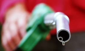 واردات بنزین سوپر ۵۰ هزار تومانی صرفه اقتصادی ندارد