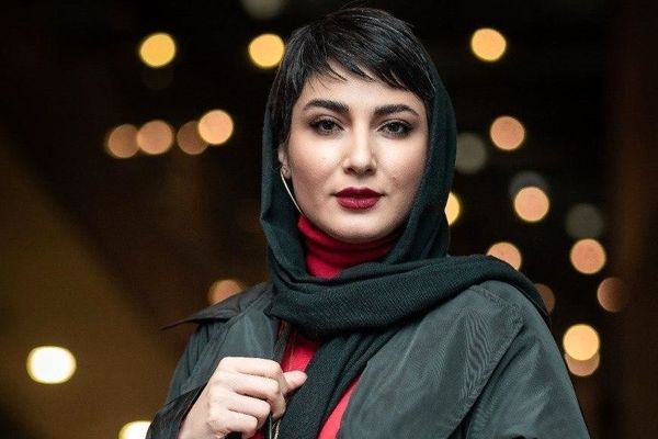 عکس شوکه‌کننده سمیرا حسن پور با خانم دکتر مرموزش را ببینید!