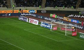 تبلیغات میلیاردی کنار زمین /برندها چقدر هزینه می‌کنند؟