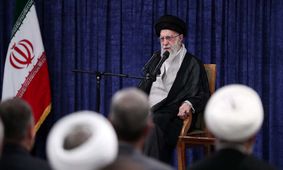 رهبر انقلاب: دستگاه‌های نظامی و دیپلماسی کار خود را با قوت ادامه دهند  + فیلم