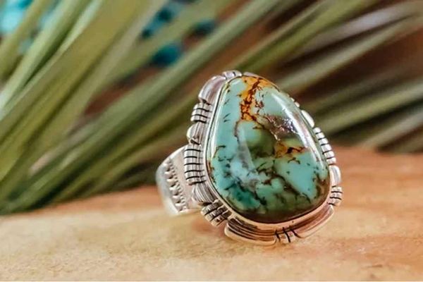 آیا سنگ فیروزه خواص درمانی دارد؟