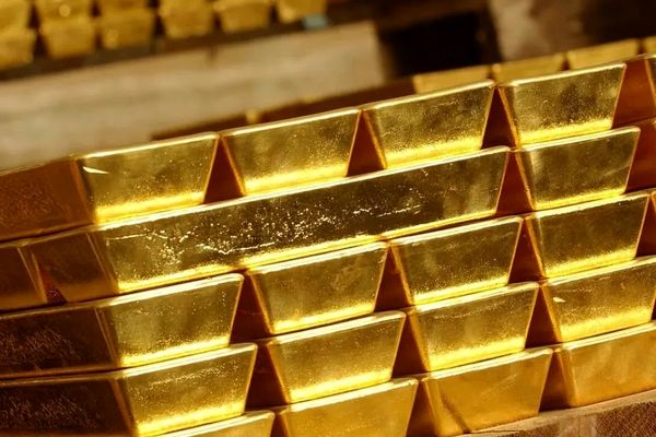 قیمت طلا کشید پایین / امروز ۵ آبان قیمت طلا چند؟