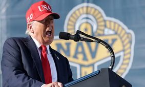 پوستر جنجالی ترامپ با شعار «کوروش کبیر زنده است»؛ ماجرا چیست؟ + تصویر