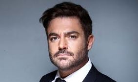 عکس خیلی شیک از مهمانان عروسی محمدرضا گلزار / کی فکرشو می کرد این افراد  ساقدوش های آقای بازیگر باشد ؟!