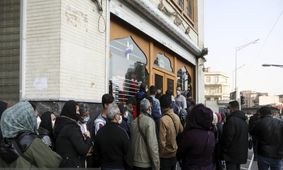 عرضه ارز در بازار آزاد متوقف‌ می شود