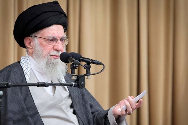  رهبر انقلاب: تأمین به‌موقع کالاهای اساسی، اطمینان‌بخش سفره مردم است