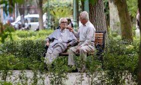 خبر خوش برای بازنشستگان / حقوق تیرماه پرداخت می‌شود!