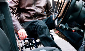 راز بازار سیاه حواله خودرو جانبازان/ چگونه یک شبه 8 میلیارد سود کنید؟!