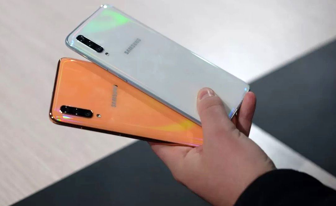 تولید بی‌مجوز گوشی‌های سامسونگ در ایران