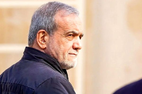 واکنش فوری به خبر استعفای جنجالی پزشکیان