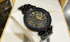 ساعت ورساچه ساخت کدام کشور است؟