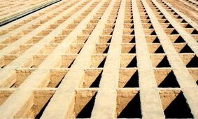 با حقوق یک سال کارگری می توان 2 متر خانه خرید، چیزی مشابه قبر !