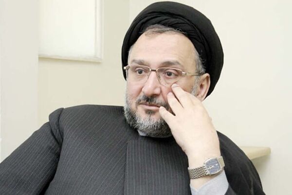 ابطحی: آیا تندروها داخلی ایران نیابتی آمریکا و اروپا هستند؟