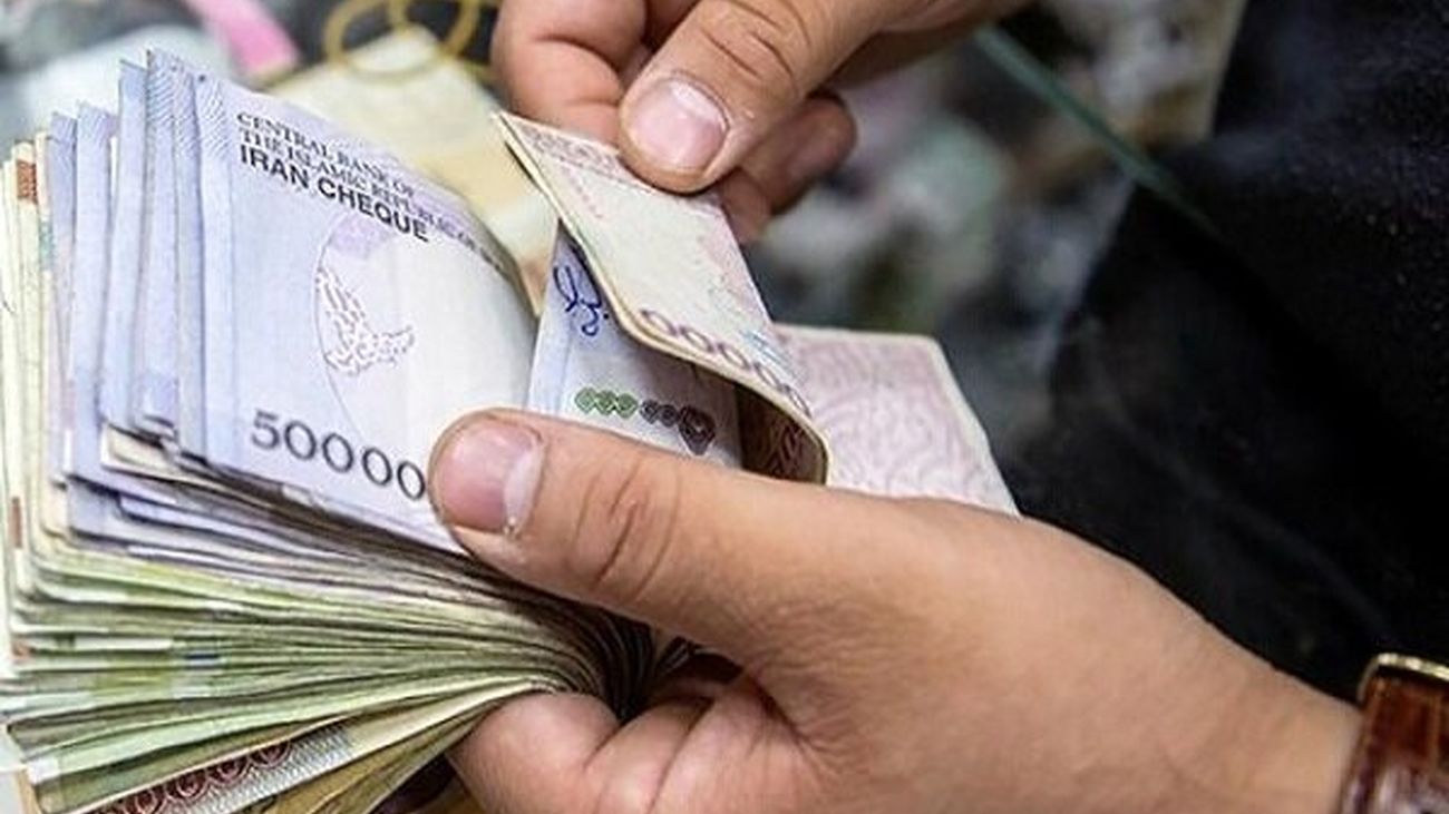 بخشی از حقوق شهریور ماه این افراد زودتر از موعد پرداخت می شود