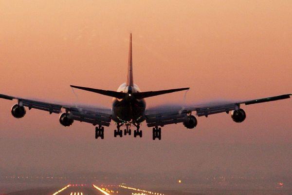 اطلاعیه مهم و فوری فرودگاه های مهرآباد و امام خمینی منتشر شد / مسافران بخوانند 