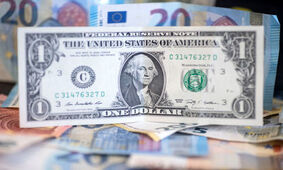 خریداران دلار بخوانند /6 پیش بینی از قیمت دلار / قیمت دلار از ۵۲ هزار تومان بیشتر می‌شود؟