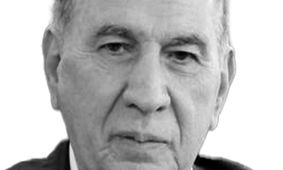 بایسته‌های عبور کم‌آسیب از پیچ تاریخی