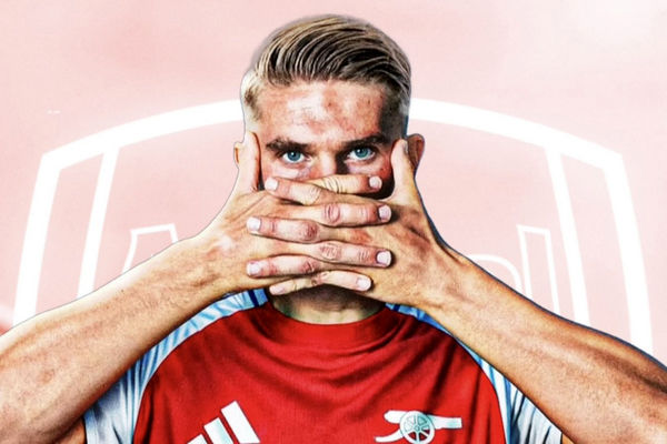 ورود ستاره 72 میلیون یورویی به لندن +عکس