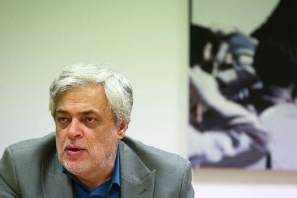 مهاجری: تندروها بعد از شکست جلیلی «عصبانی» مانده‌اند