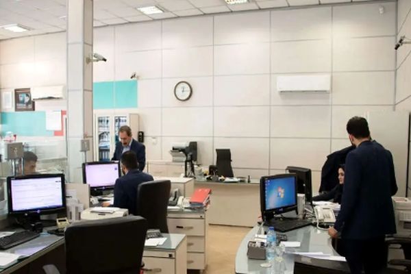 بانک‌ها باز هستند یا تعطیل؟