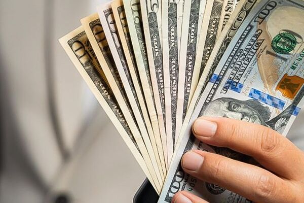 قیمت دلار توافقی امروز دوشنبه 10 آذر 1404