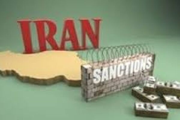 در شرایط جنگ اقتصادی نیازمند تدابیر ویژه هستیم/ دشمنان با برهم‌زدن بازار به دنبال فشار بر معیشت مردم هستند
