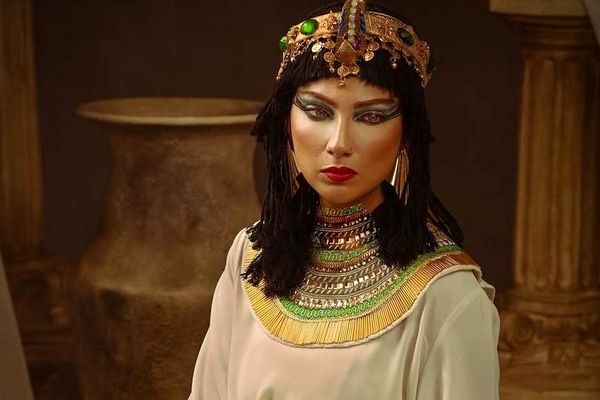 رازهای شوکه‌کننده در لباس‌های بازیگران مشهور ایرانی با الهام از مصر باستان!
