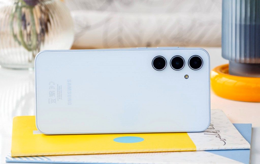 مقایسه گلکسی A35 با نوت 13 پرو