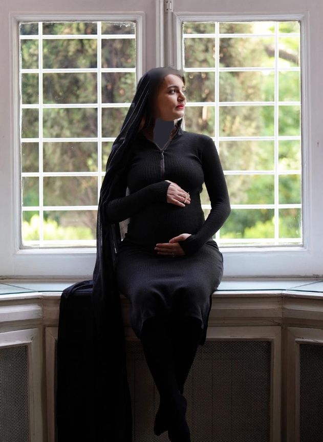 نیلوفر پارسا