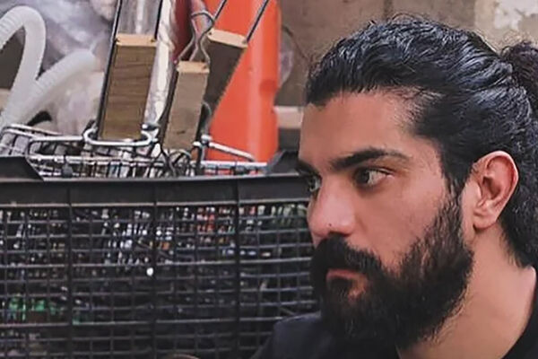 جشن تولد 34 سالگی سینا مهراد؛ بازیگر از یاد رفته دوباره به صدر خبرها برگشت!