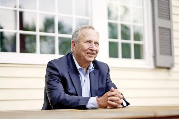 لارنس سامرز و جدال همیشگی بر سر کسری بودجه و سرمایه‌گذاری دولت!