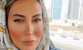 عکس منشوری از مهاجرت فریبا نادری / لباس ممنوعه خانم بازیگر را در فرودگاه ببینید ! 