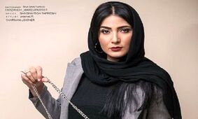 رونمایی سمیرا حسن پور از ماشین فوق لاکچری اش / خانم بازیگر بدون آرایش خواستنی تر است!