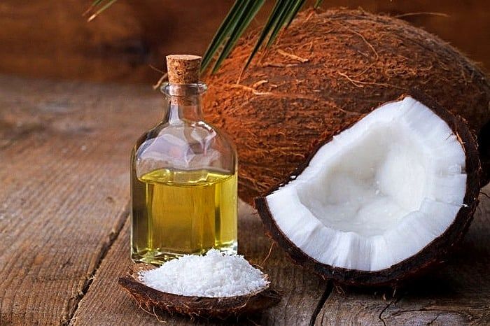 ماسک قهوه و روغن نارگیل