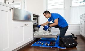 کلاهبرداران در کمین شما/ مراقب تعمیرکاران باشید