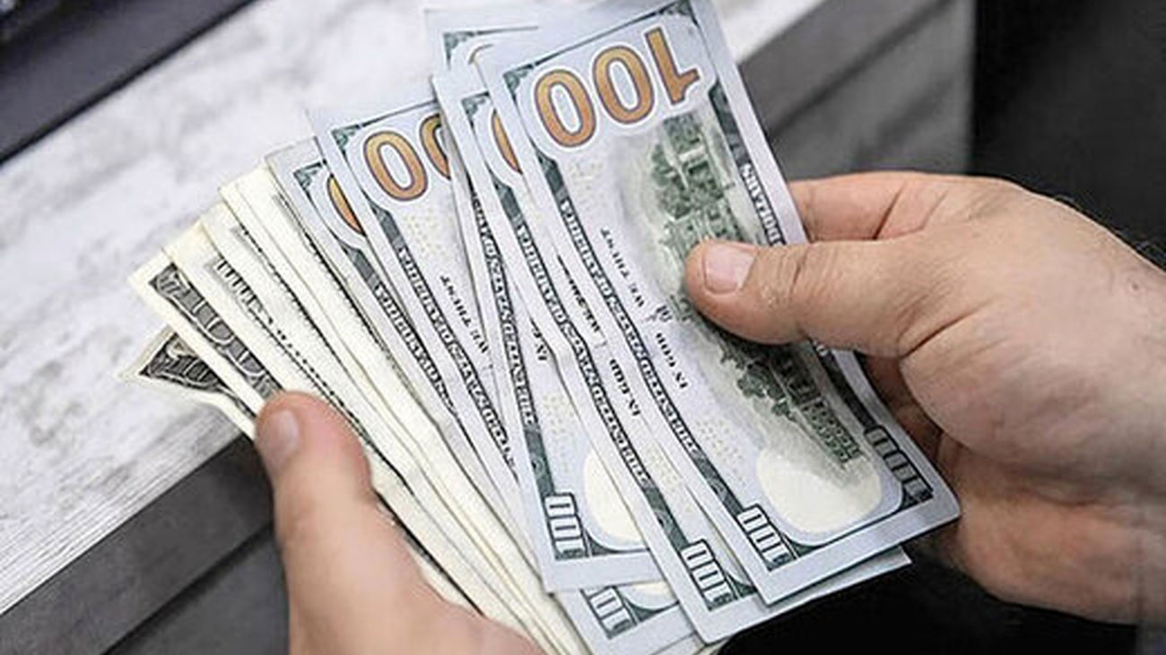 دلار به فرزین هم بی اعتنایی میکند و گران میشود